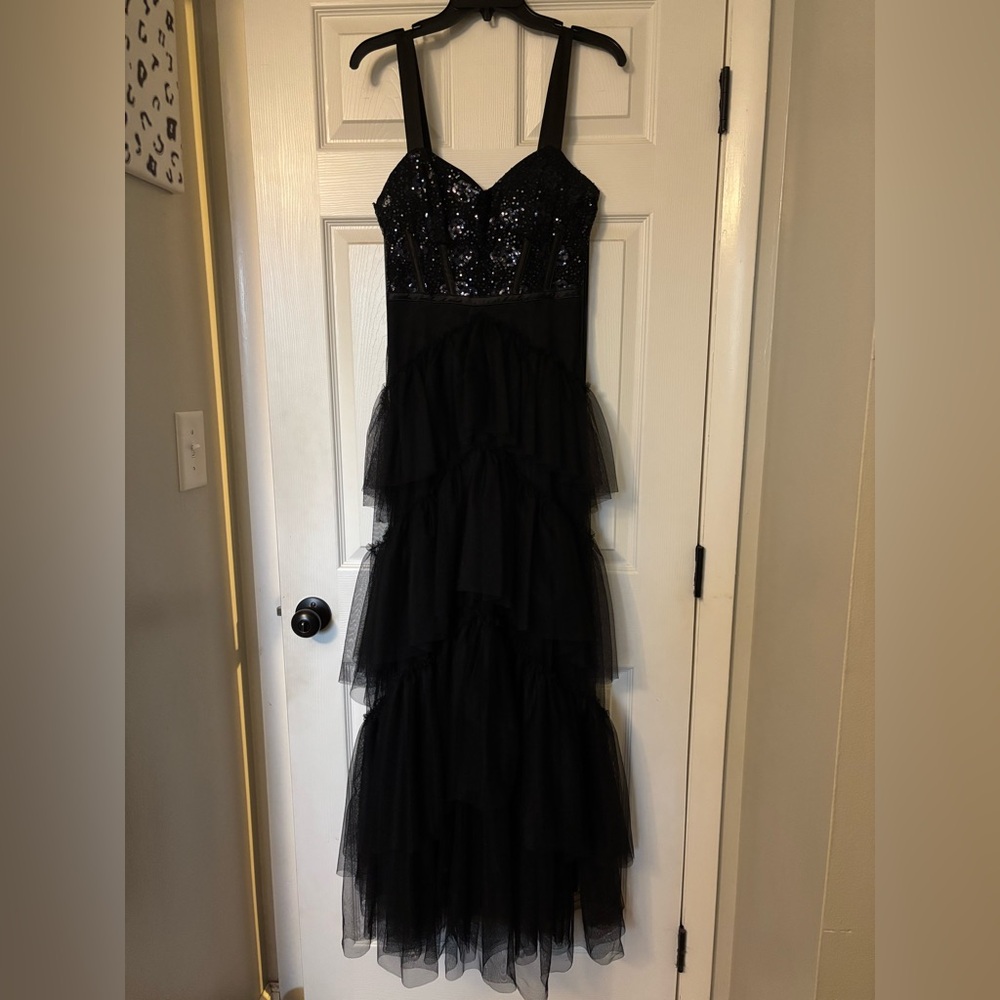 Black Tiered Corset-Style Sequin Top Prom Dress